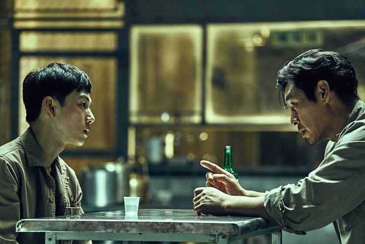 세무사 에세이 : 영화 불한당 결말 + 줄거리 + 스포 리뷰