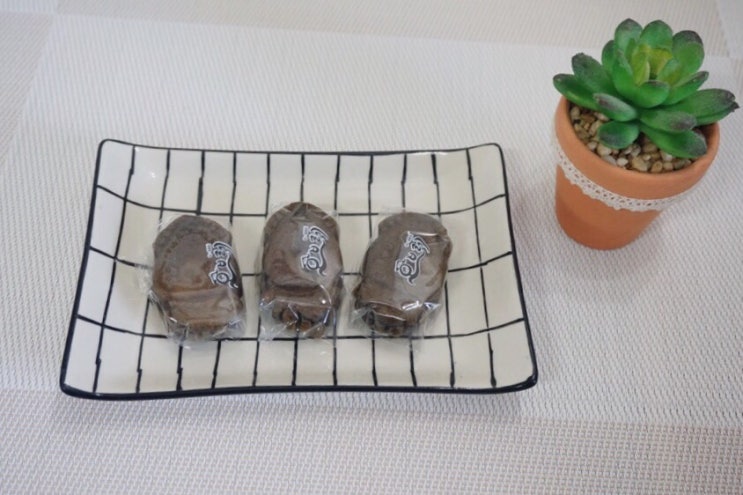울릉도 맛집 | 울릉도 특산물 :: 울릉도 오징어 먹물빵, 오브레