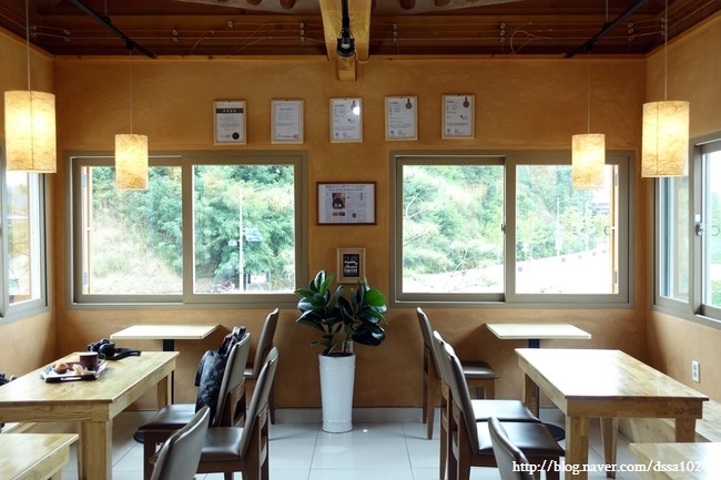 <공주 여행> 마곡사 맛집 '태화식당' & 공산성이 보이는 카페 '베이커리 밤마을'