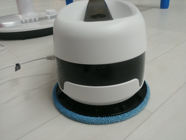에브리봇 엣지, 물걸레 로봇청소기 구매할만할까?