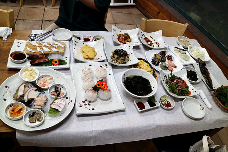 제주 월척수산 본점 회 무한리필로 가성비좋은 제주맛집이에요