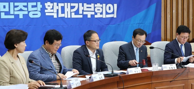 민주, 12개 지역위원장 확정...정청래·진성준·한병도 등 임명