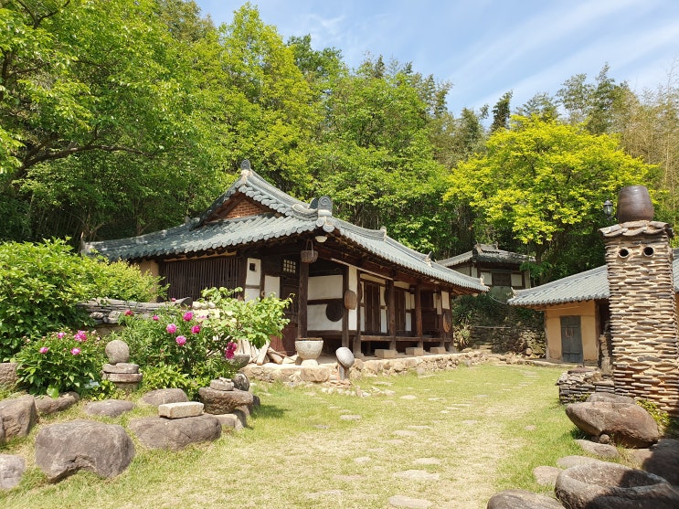 윤서아빠가 추천하는 구례 여행 코스 - (당일)구례 화엄사, 구층암, 반달가슴곰생태학습장, 쌍산재, 사성암