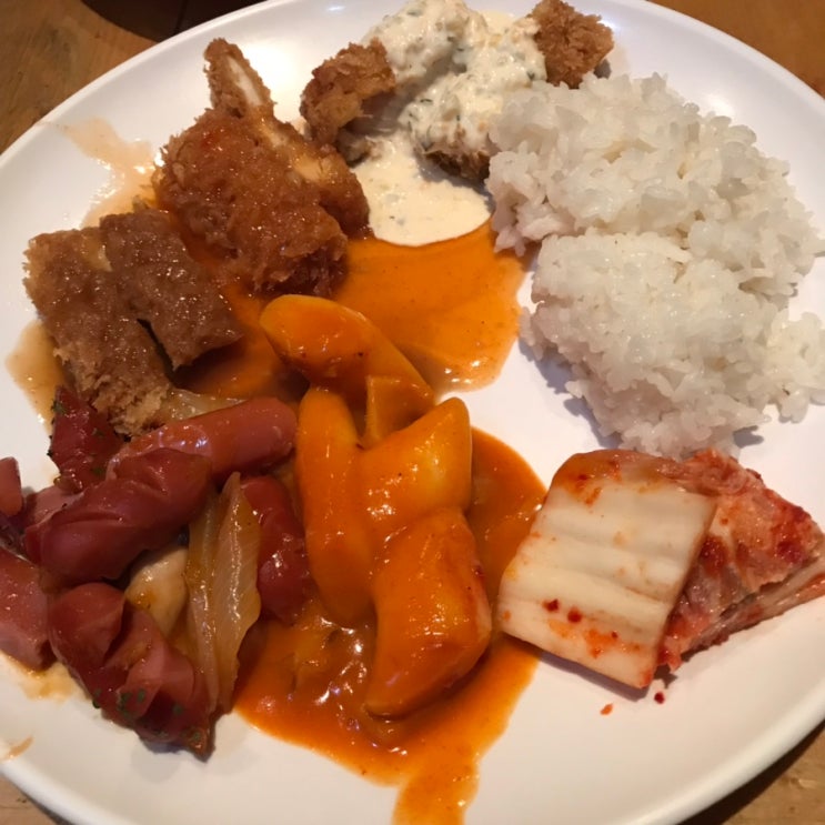[서울/강남] 대한민국 모든 직장인들의 12시 최대의 고민 점심타임 고민고민하마!!2탄 돈까스 뷔페  맛집  <응야끼도리> 강남점