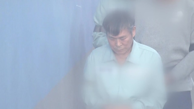 ‘신도 성폭행’ 만민교회 이재록 목사 징역 16년 확정