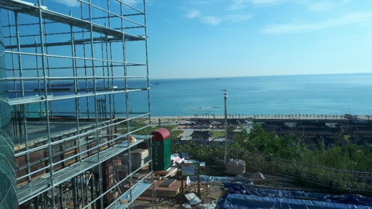 동해휴계소(망상해수욕장)는 산불화재  보수공사중