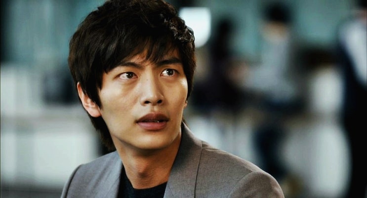 손예진X이민기 목숨을 건 연애가 시작됐다, 이연애의 결말은? 영화 '오싹한 연애' 리뷰