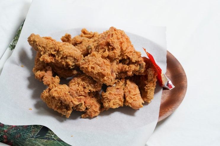 비비큐 황금올리브 황금알치즈볼 바삭한 후기