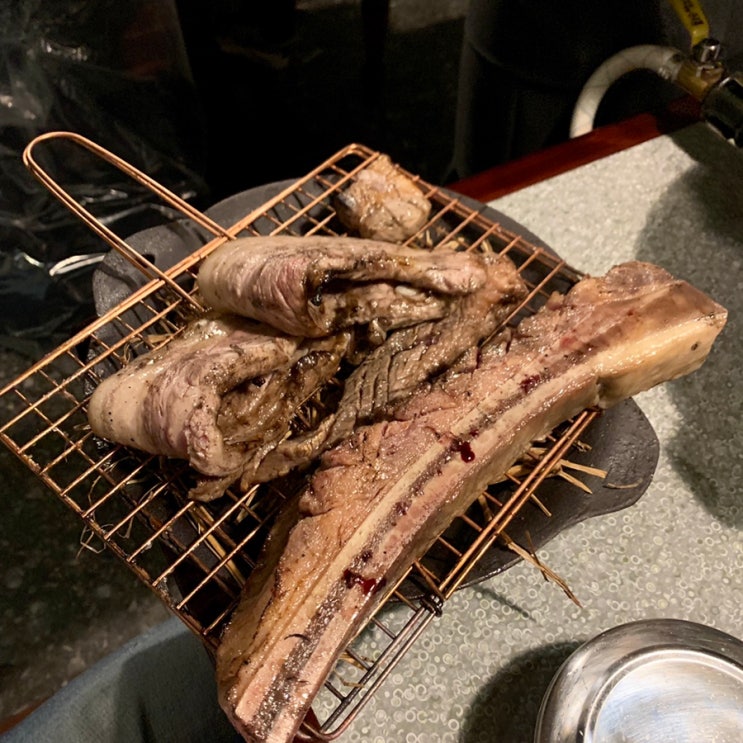 삼각지맛집 , 몽탄 짚불구이 , 우대갈비/짚불삼겹살!!