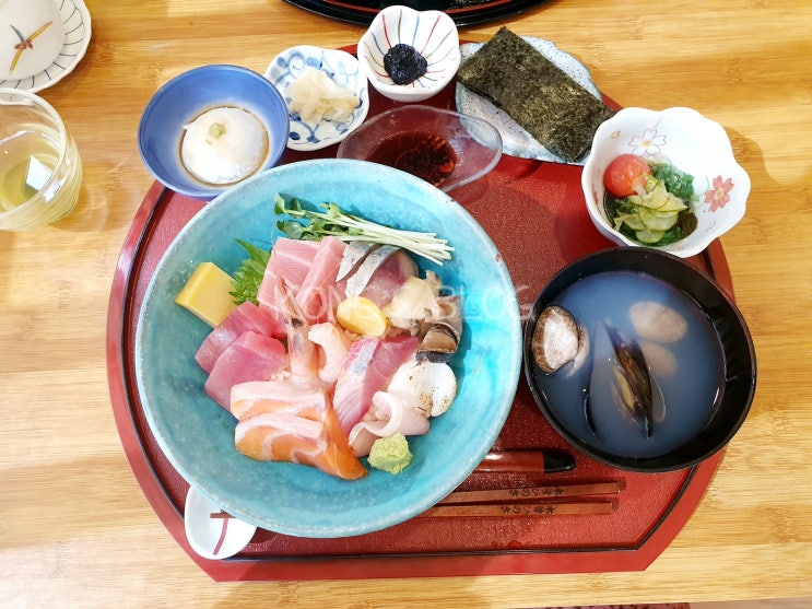 석촌호수 맛집 :: 도요스6가, 예쁘고 맛있는 카이센동! 맛있었지만 기대보다는 살짝 아쉬웠던...