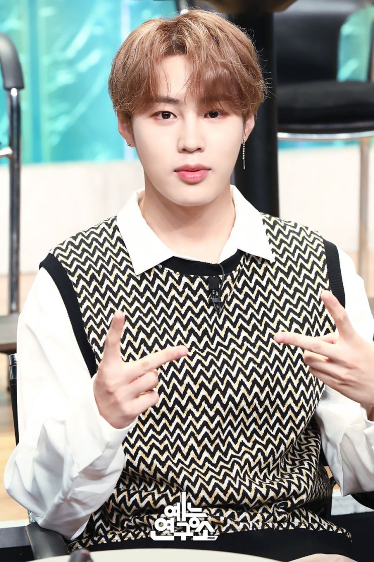 하성운 복면가왕 패널 현장포토 (하판정단!)