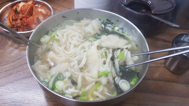 안양중앙시장 맛집 홍두깨손칼국수