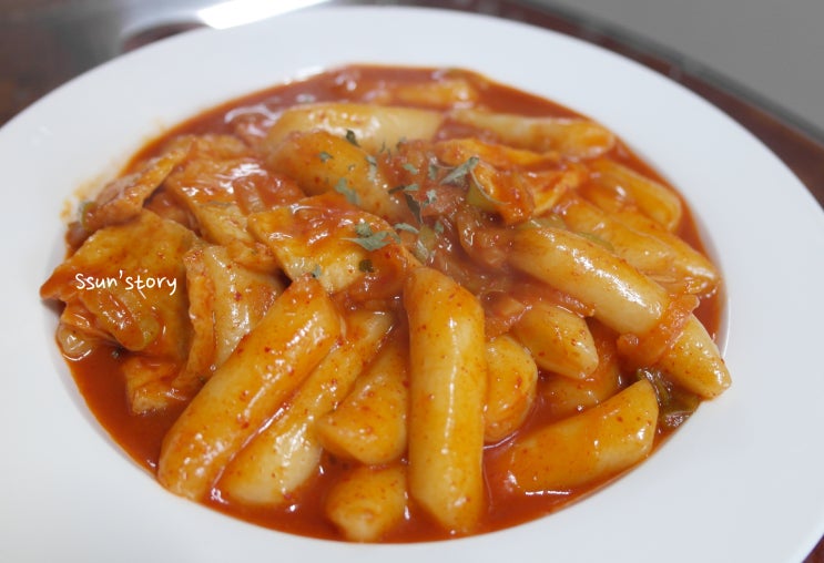 딸기분식 '무떡볶이' 간편조리식품으로 만들기