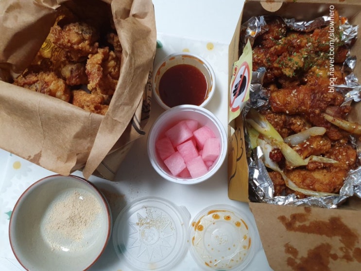 <피자VS치킨> 도미노피자(직화스테이크피자) / 노랑통닭 (뼈 3종세트)