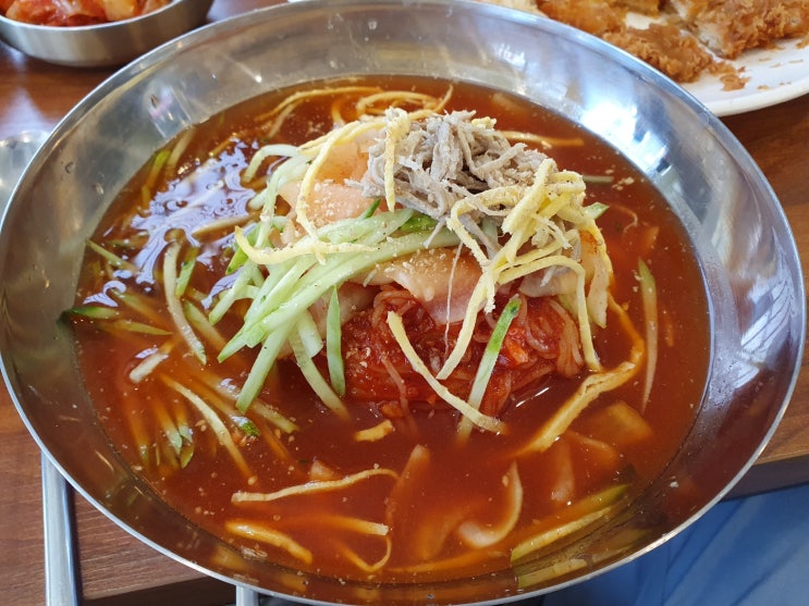 거제 장평 삼성중공업 후문  (가야밀면돈까스)