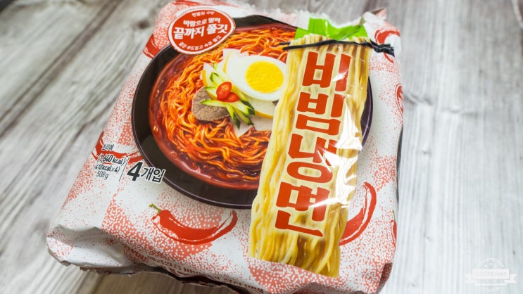 풀무원 비빔냉면! 뭔가 아쉽지만.. 맛은 나쁘지 않아~