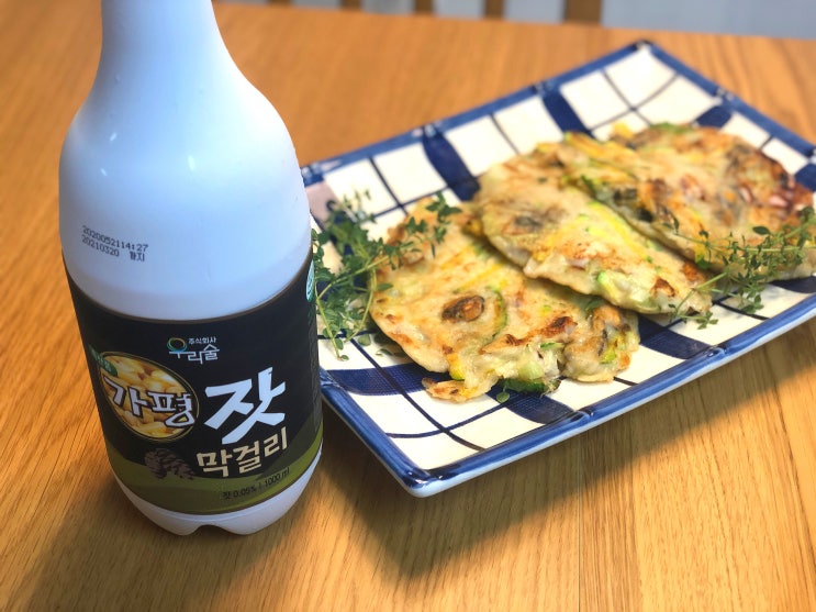 [일상:요리]오늘저녁메뉴는 간편하게 해물호박전 어떠세요?:)