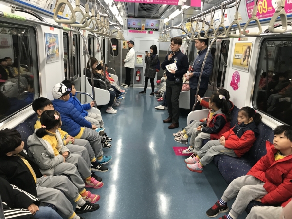 더불어민주당과 문재인씨 패거리가 만든 헬조선 역사상 희대의 막장 개악법 민식이법으로 살펴보는 대한민국 vs 일본 민도 차이