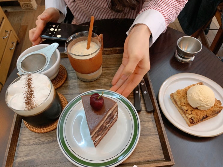 서울대입구역 샤로수길 고로커피로스터스 카페 :)