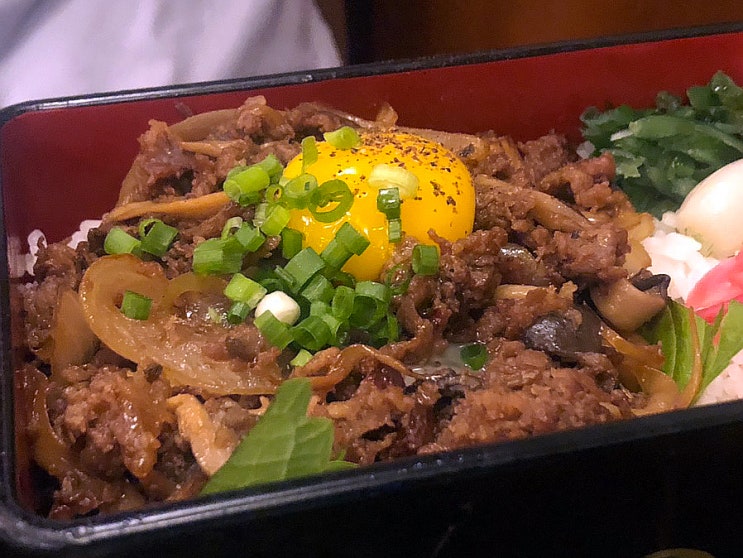 강남 고속버스터미널 만뽀 점심 저녁 정갈한 일본가정식 한상 신세계파미에점 2층 센트럴시티 토리동 야끼규동 혼밥 혼술도 좋아요