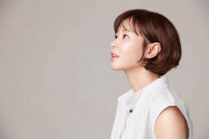 한가람 라디오작가  극본 JTBC 드라마페스타 한여름의 추억 2부작 최강희 이준혁  왓챠플레이 웰메이드 드라마 추천 지나간 계절, 여름이야기 심나연 PD 연출 단막극 대본집 내용