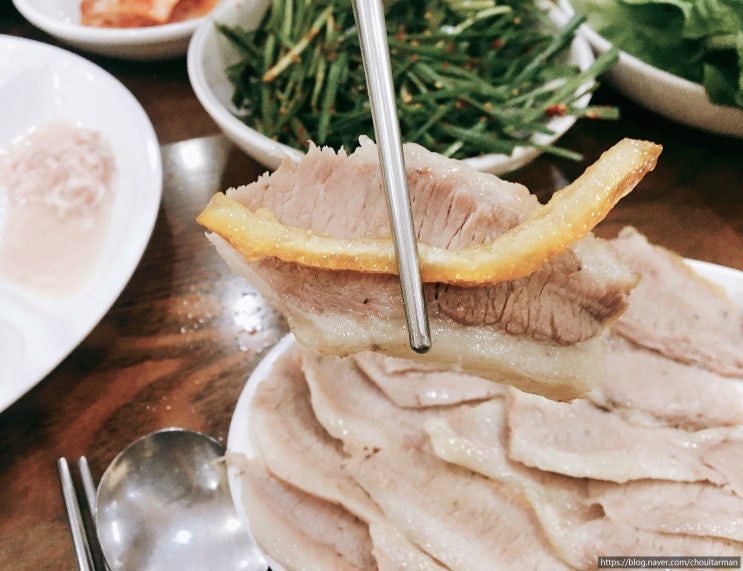 수안동 재민국밥 - 항정살 수육백반과 된장의 구수한 부산돼지국밥맛집