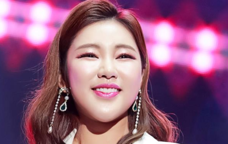 송가인 나이 소속사 미스트롯 사주풀이