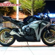 CBR1000RR 바이크