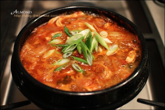 얼큰하고 개운한 닭고기 김치찌개 : 네이버 블로그