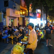 베트남에서 느낀 축구열기-스즈키컵이겼다고 자축하다 400명 사상한 나라