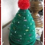 Jin's Cristmas tree hat~♥