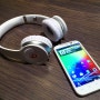 [HTC - Sensation XL] Beats Audio 헤드폰 번들 제공하는 htc 센세이션 XL 과 htc 센세이션 비교