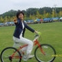 새마을 행사장 자전거 탄 사진