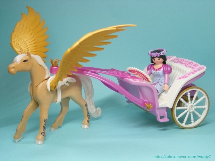 Amazon.co.jp: プレイモービル マジック ペガサスの馬車とピクニック