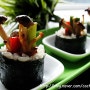 (핑거푸드) 화분 모양의 마늘쫑 버섯 베이컨말이 김밥