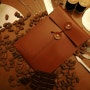 CHOCOLATE MESSENGER collaboration with atelier CLOR