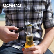 슬라이딩 병따개를 내장한 iPhone5 전용 하드 케이스 "OPENA for iPhone5"