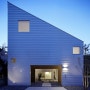 [건축디자인] 세 개의 공간이 중첩된 양파같은 일본주택 by EANA [일본주택/특이한 집/일본 인테리어]