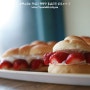 생크림 과일 샐러드 단과자 빵 샌드위치... - Soft Bread with Fresh Cream Fruit Salad Sandwiches -