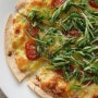 산뜻한 봄내음의 화이트피자~ 비앙카 피자