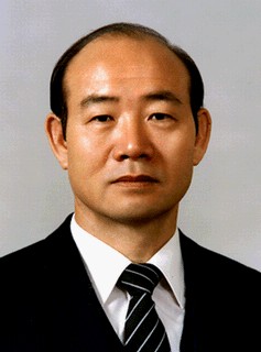 어디에서는 영웅, 어디에서는 악마, 전두환의 딸 전효선 교수 강의 폐지하고 휴직을 했다! 아버지와 딸. : 네이버 블로그