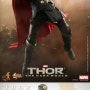 HotToys - [MMS224] Thor: The Dark World: 1/6th scale Thor Collectible Figurine