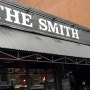 The Smith Restaurant & Bar/뉴욕 스미스 이스트 빌리지