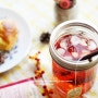 티타임_ 성심당콘브레드,트와이닝 Pomegranate&Raspberry(석류,라즈베리)냉침.