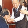 中 최대 '인민해방군301병원' 의료진에 한국 뜸기술 전수한 100세 김남수 선생