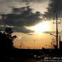 도로위에 구름사이로 비춘 태양 - 캐논70d+시그마17-50DC OS HSM 촬영사진