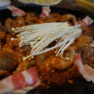 강동 성내동 맛집, 고소한 셀러드와 알쌈쭈꾸미의 조화~♭