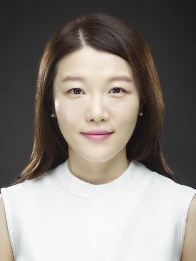 6월의 홍대레트로스튜디오 증명사진 / 홍대사진관 : 네이버 블로그 6월의 홍대레트로스튜디오 증명사진 / 홍대사진관 : 네이버 블로그