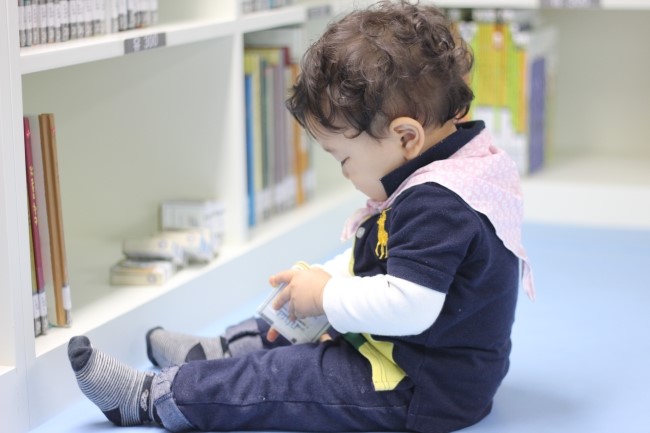 문산 행복센터 : 어린이 도서관