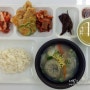 찬바람 솔솔 불땐 "사골떡만두국" 과 따뜻한 "모듬전"식단 (단체급식메뉴,대봉영양사)"